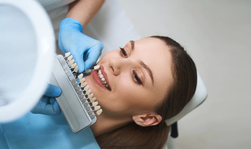 Dental veneers cosmetic dental procedure